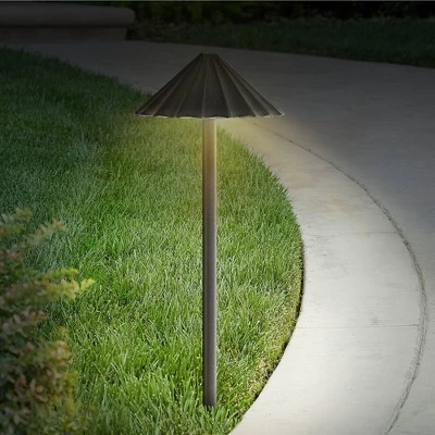 John Timberland Davenport Bronze Scalloped 3 Watt LED Landscape Path Light 5 John Timberland Davenport Bronze Scalloped 3 Watt LED Landscape Path Light - Image 3