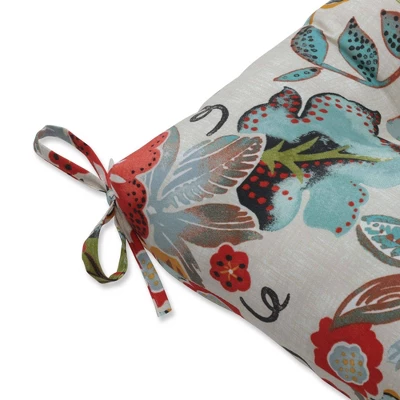 15.5"x16" Alatriste 2pc Reversible Indoor/Outdoor Seat Cushion Set Ivory - Pillow Perfect 5 15.5"x16" Alatriste 2pc Reversible Indoor/Outdoor Seat Cushion Set Ivory - Pillow Perfect - Image 3