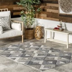 NuLOOM Gale Geometric Indoor/Outdoor Patio Area Rug