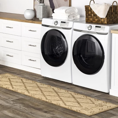 NuLOOM Candice Moroccan Geometric Trellis Indoor And Outdoor Patio Area Rug 3 NuLOOM Candice Moroccan Geometric Trellis Indoor And Outdoor Patio Area Rug