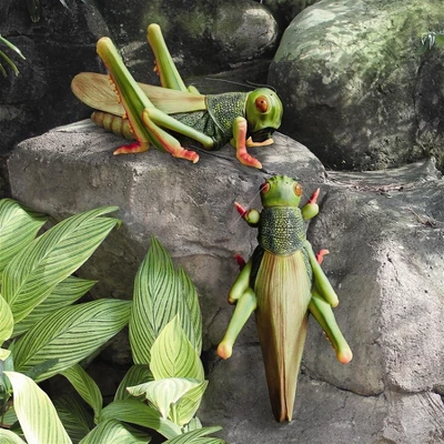 Design Toscano Ricochet The Grasshopper Statue - Multicolored 7 Design Toscano Ricochet The Grasshopper Statue - Multicolored - Image 5