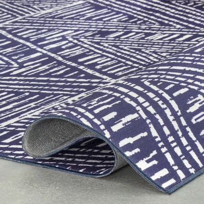 NuLOOM Nelle Machine Washable Indoor/Outdoor Area Rug 5 NuLOOM Nelle Machine Washable Indoor/Outdoor Area Rug - Image 3