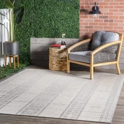 NuLOOM Leigh Stripes Indoor/Outdoor Area Rug