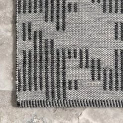 NuLOOM Resi Geometric Striped Indoor/Outdoor Patio Area Rug -Outdoor Decoration Store GUEST cb544c5d 4b52 4bd8 9cb4 f244b46de556