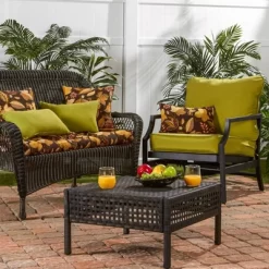 Set Of 2 Timberland Floral Outdoor Square Throw Pillows - Kensington Garden -Outdoor Decoration Store GUEST d41932a3 cd95 4a35 bb4a 4685bbe0a7fd