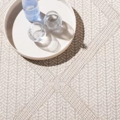 Bermuda BMU811 Power Loomed Indoor/Outdoor Area Rug - Safavieh -Outdoor Decoration Store GUEST d9439077 0f1a 4a9d a741 b29f1a45d4c5